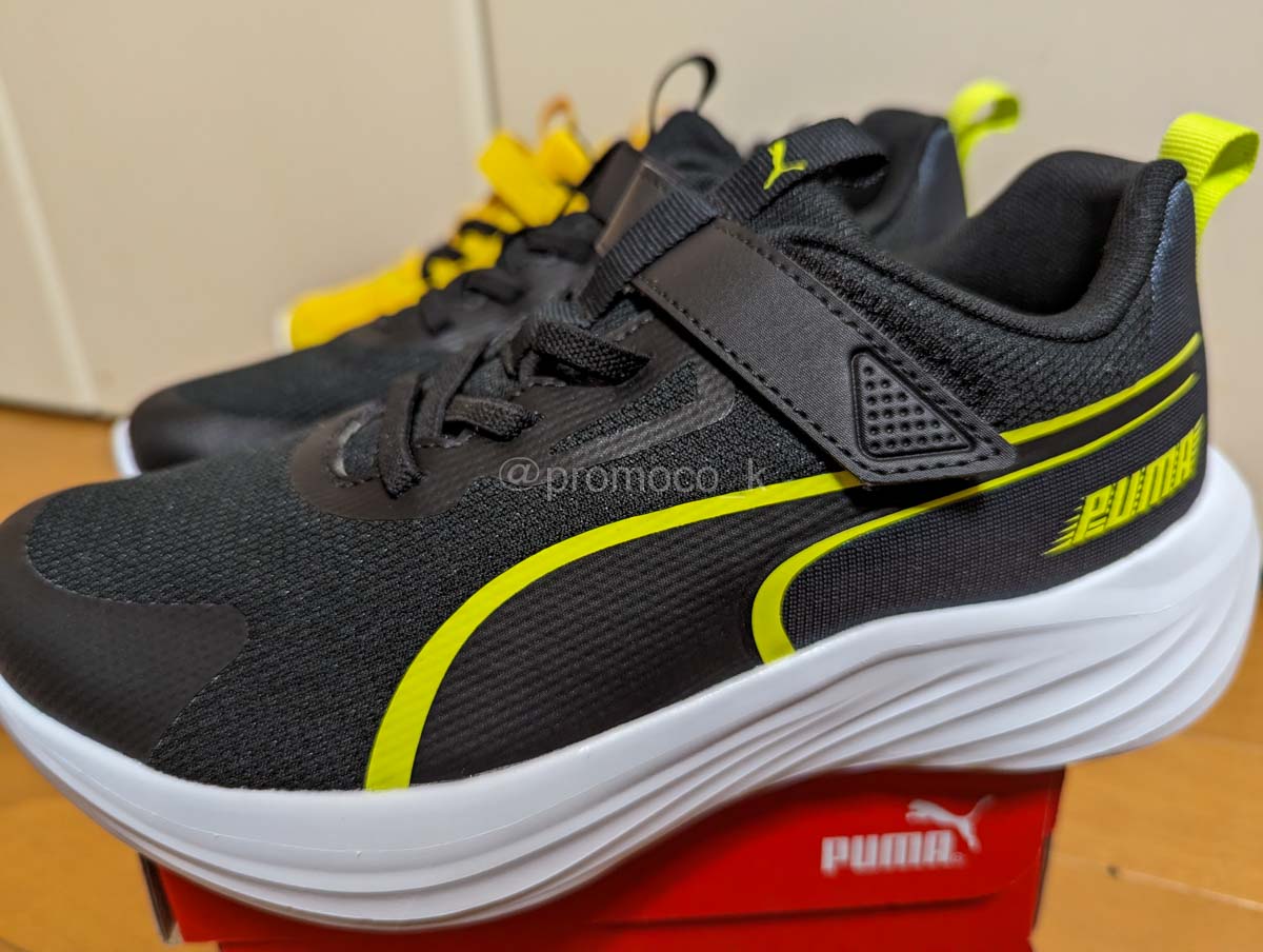 PUMAキッズシューズ